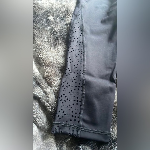 Aerie Chill Play Move 3/4 Leggings (capris/cropped) - Picture 3 of 6